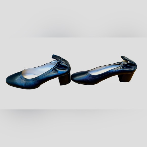 NWOB Everlane The Italian Nappa Leather Day Heel in Black, Size 7 - Picture 10 of 16